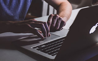 骗子进小学班级群诈骗，群聊遭禁——警惕网络诈骗，保护孩子安全